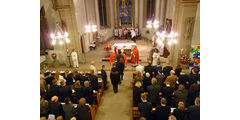 Firmung 2015 in Naumburg (Foto: Karl-Franz Thiede)